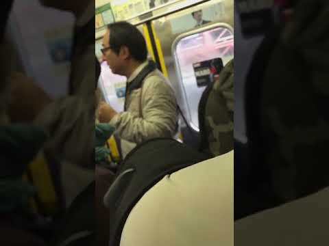 電車内で叫ぶおっさん 東大医学部頭悪くないか Youtube 電車内で叫ぶおっさん 東大医学部頭悪くないか Youtube