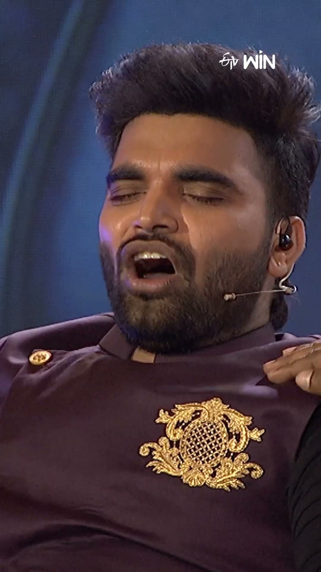 #shorts - సుధీర్ పాట పాడితే గాని నిద్రపోనంటున్న ప్రదీప్..! #dheejodi #sudheer #comedy #pradeep