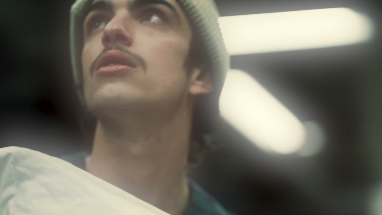 Assista a Bearwear - "Junk Sleeper" (Official Music Video) no YouTube Assista a Bearwear - "Junk Sleeper" (Official Music Video) no YouTube