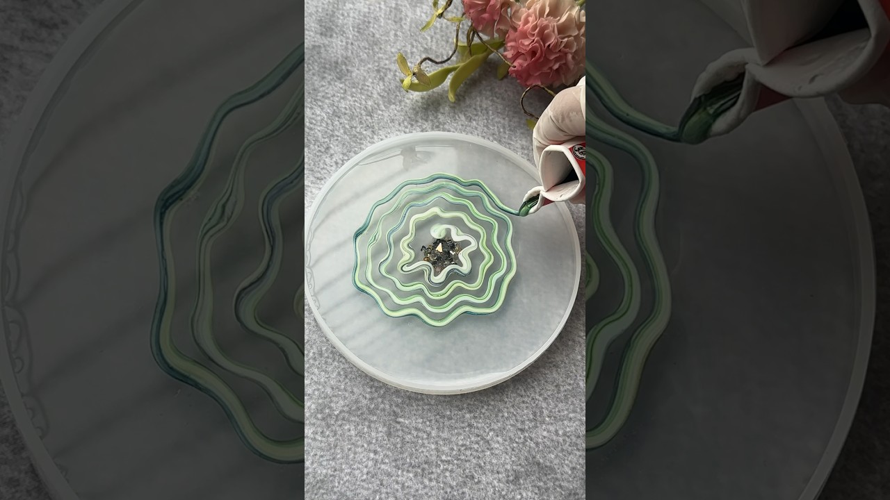 Resin flower bloom 🍀