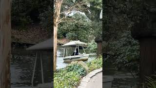 Efteling-bezoekers proberen Gondoletta-bootje te laten kapseizen