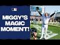 Miguel cabrera walks off the field for the final time to a huge ovation in detroit