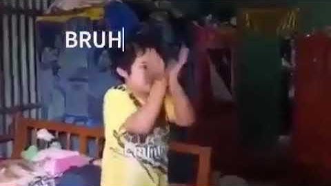 Bé Triết Bị Ảo Giác Vì Chơi Free Fire Quá 180 Phút #shorts #memes