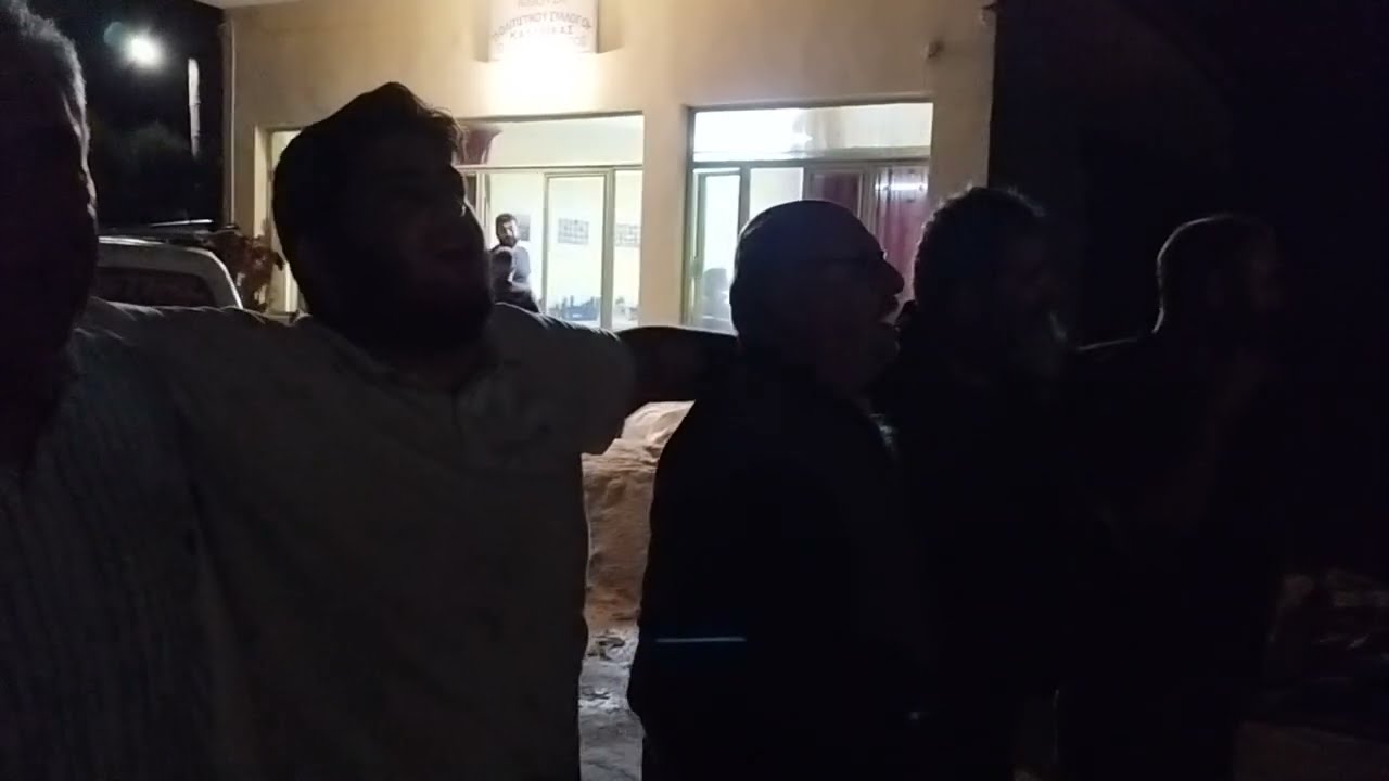 Έχετε γειά βασιλικοί καί βιόλες ανθισμένες. Ριζίτικη Παρέα Καλλιθέας