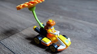 Princess Daisy Flower Glider - Hot Wheels Mario Kart Figure (Unboxing)