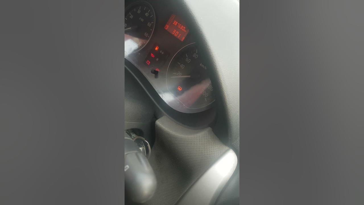 problème dacia sandero 2012 YouTube
