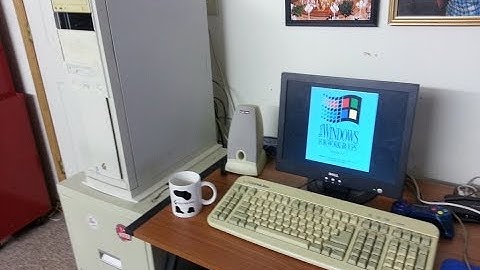 Gateway 2000 P5-133 XL Overview (Easter Special 2017)