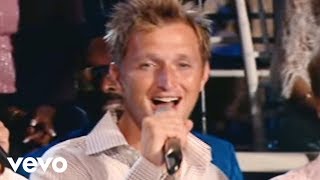 Gaither Vocal Band, Ernie Haase & Signature Sound - Holy Highway [Live] chords
