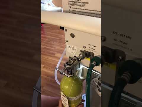 How to connect air tanks to a Giraffe warmer