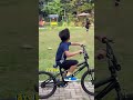 sudah bosen main pushbike, sekarang main BMX