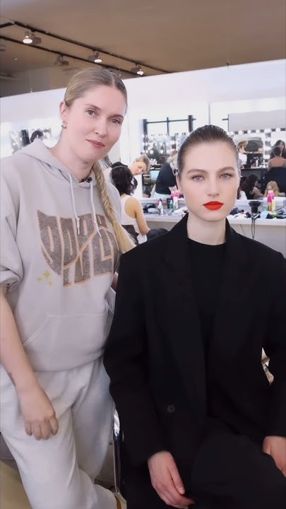 Какой макияж делают моделям на ЦУМ fashion show. О других шоу и буднях ...