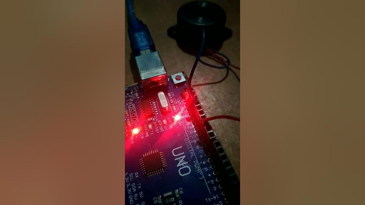 Hedwig's theme - Harry Potter song using an Arduino | vin Vout #shorts Hedwig's theme - Harry Potter song using an Arduino | vin Vout #shorts