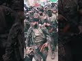 رفع اكبر راية لأول مرة لا إله إلا الله محمد رسول الله في سوريا احمد الشرع أنشودة أماما جنود الفدة رفع اكبر راية لأول مرة لا إله إلا الله محمد رسول الله في سوريا احمد الشرع أنشودة أماما جنود الفدة