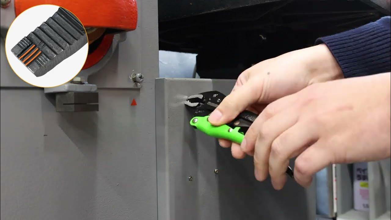 Automatic locking pliers with vertical gripping jaws for stripped