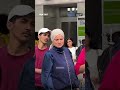 يذرفون الدمع على أطفال غزة يذرفون الدمع على أطفال غزة