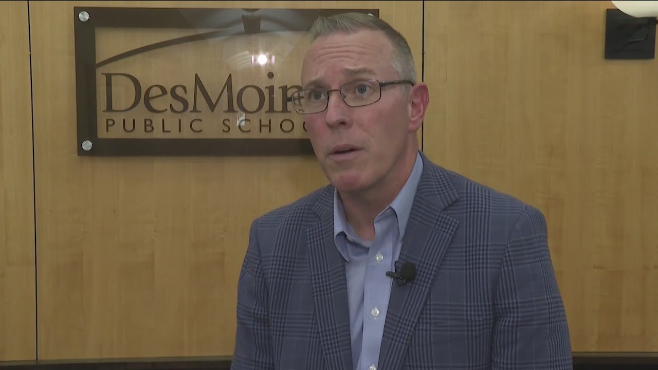 DMPS approves a two year contract for interim Superintendent Matt Smith