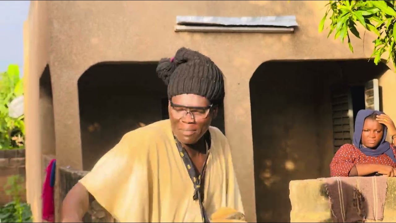 La petite fille 😅😅