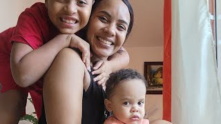 Juan Julio Jueve Santo Comiendo Galletas Con 8 Meses Y 23 Dias