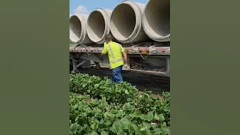 Concrete pipe unloading Part 1