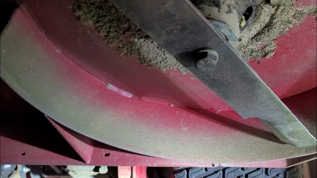 How to Grease a Ferris ISX2200 61" Deck Spindle. YouTube