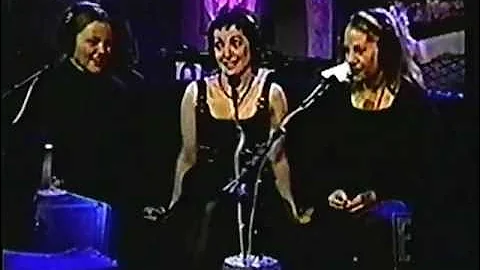 Go-Go's Belinda Carlisle Charlotte Caffey Jane wie...