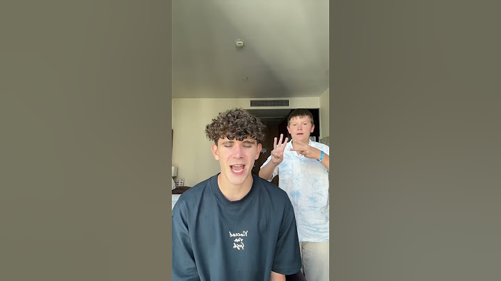 Разыграл брата с маской в тик токе 😂 #шортс #мем #бабич #shorts #trending #ytshorts