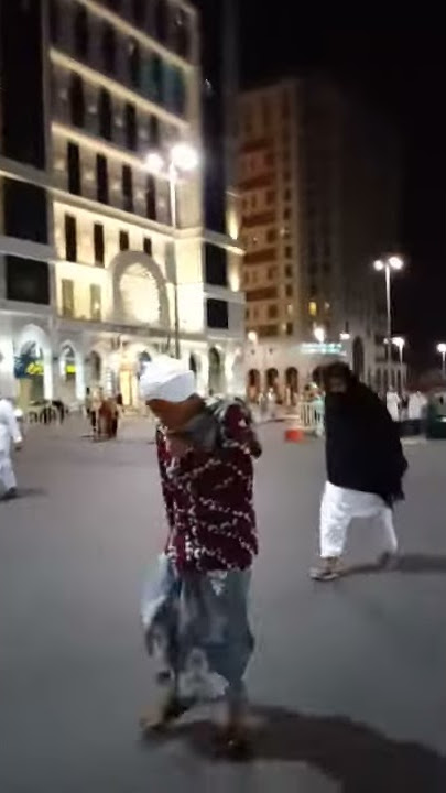 Sholat subuh di masjid nabawi