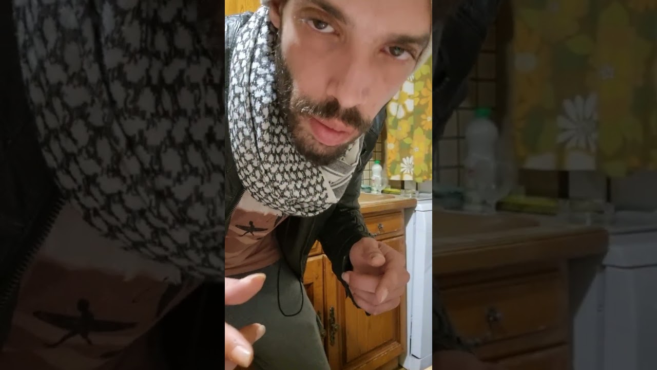 Self défense boxe anglaise 😉. Bonne attitude 👌. Instinct de survie.