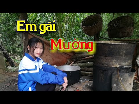 Em Gái Mường 2k3 cực xinh ngồi nấu Riệu bên bếp lửa