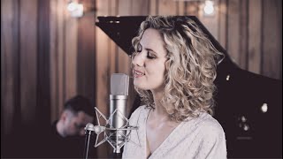 Marta Król ft.  Paweł Tomaszewski - Moon River chords