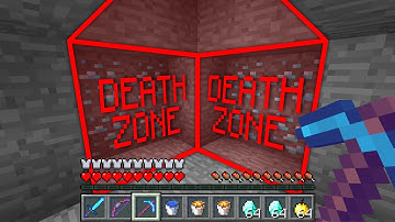 Minecraft UHC but 4 PLAYERS are ELIMINATED from ALL DIRECTIONS every MINUTE...