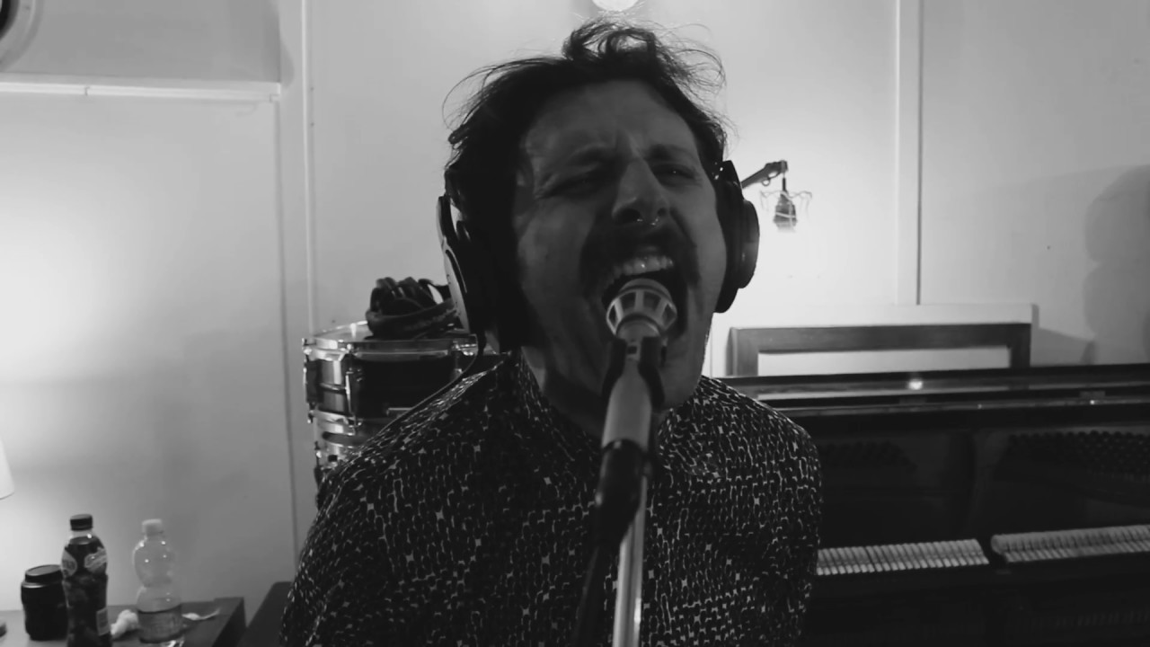 Watch Fuzz Club Session: The Gluts - Squirrel on YouTube Watch Fuzz Club Session: The Gluts - Squirrel on YouTube