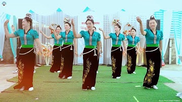 VŨ ĐIỆU CỰC KỲ SÔI ĐỘNG LÀM SÔI ĐỘNG CẢ HÔN TRƯỜNG CỦA CÁC CHỊ EM BẢN HỒNG SẠT