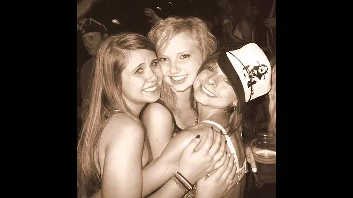 HAPPY 24th Birthday Lisa!!