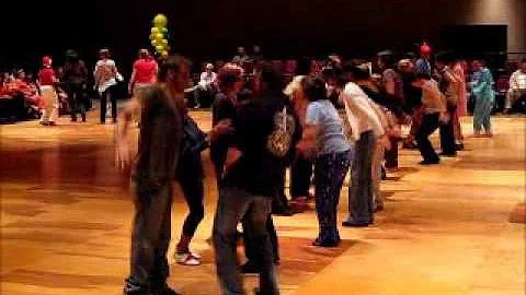 Ding Ding Dong line dance -- LVDE 2009 -- Guyton  ...