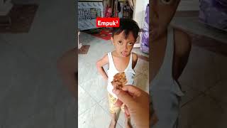 Who Doesnt Like Eating Laron Peyek