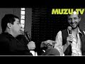 Capture de la vidéo Hamlet Sweeney Interview | Muzutv