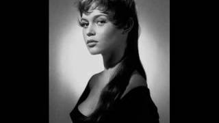 Video thumbnail of "Brigitte Bardot - "Moi Je Joue""