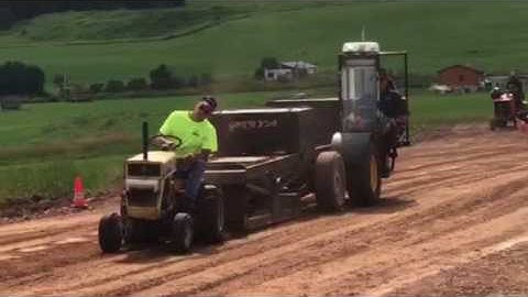 Cub cadet 100 20 hp sport stock garden pulling tractor