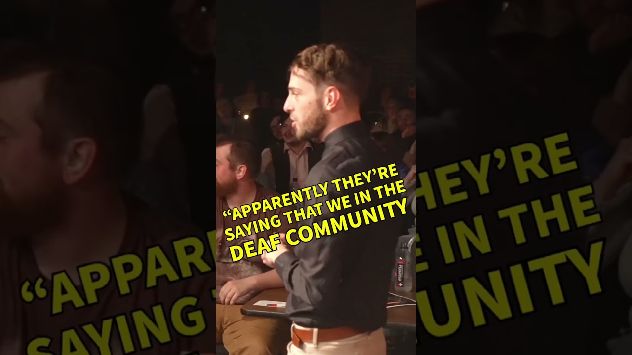 HECKLED by a DEAF PERSON! 😳 #standupcomedy