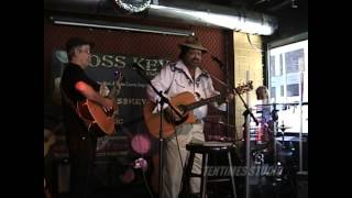Ross Key - Saturday Night
Ross Key and Tommy Turner at the National Underground in Nashville Tennessee July 28 2012 with Tim Hood on the drums. Video by Gene Payne Ross Key - Saturday Night