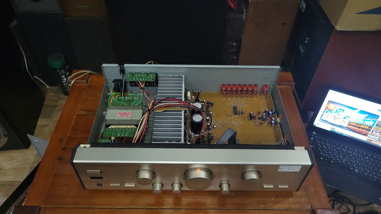 ONKYOオンキョー Integra A-912 Testing the Onkyo 912 Amplifier: Great Condition, Affordable at