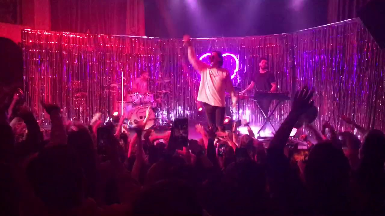 Gnash - T-shirt - LIVE (Bluebird Theater, Denver, CO)
