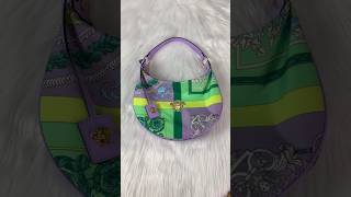 It buttons 🥹 one of my most underrated bags! #versace