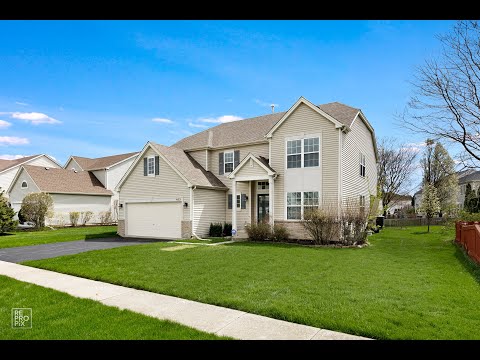 405 Highplains Rd, Round Lake, IL home video tour
