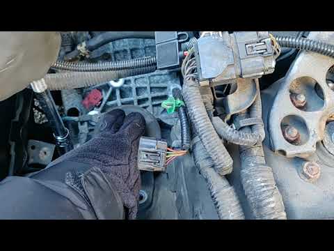 2008 HONDA ACCORD REPLACING REAR TRANSMISSION MOUNT AND BRACKET. - YouTube