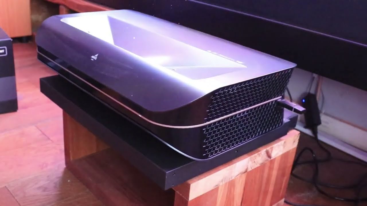 AWOL VISION LTV-3000とVIVIDSTORM超短焦点レザープロジェクター専用 