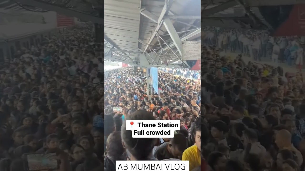 Thane Station Morning View Full off Crowd 