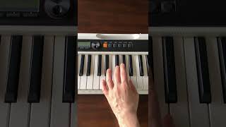 How To Play A D Major Piano Chord With The Left Hand