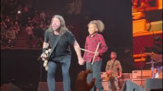 Foo Fighters 'Everlong'  w/ 11-Year-Old Nandi Bushell, The Forum, Los Angeles, 8.26.21